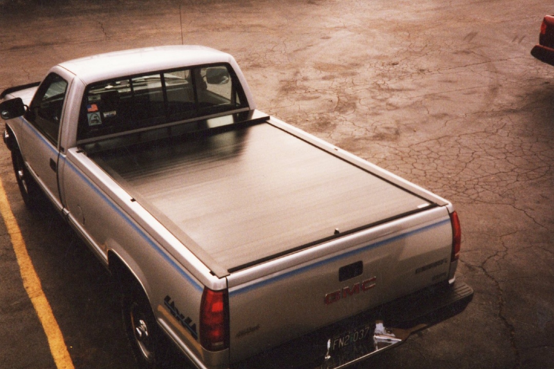 Classic GMC Sierra with Roll-N-Lock retractable tonneau cover